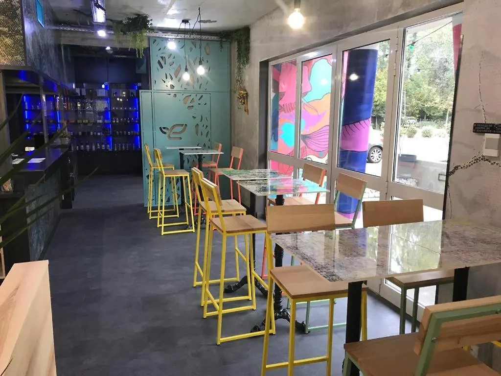 Ekho Hotel Grenoble Nord Saint Egreve סנט-אגרב