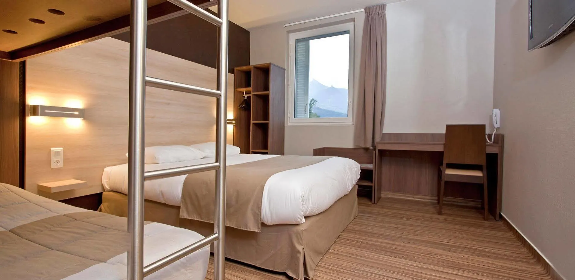 Ekho Hotel Grenoble Nord Saint Egrève 2*, Saint-Egreve